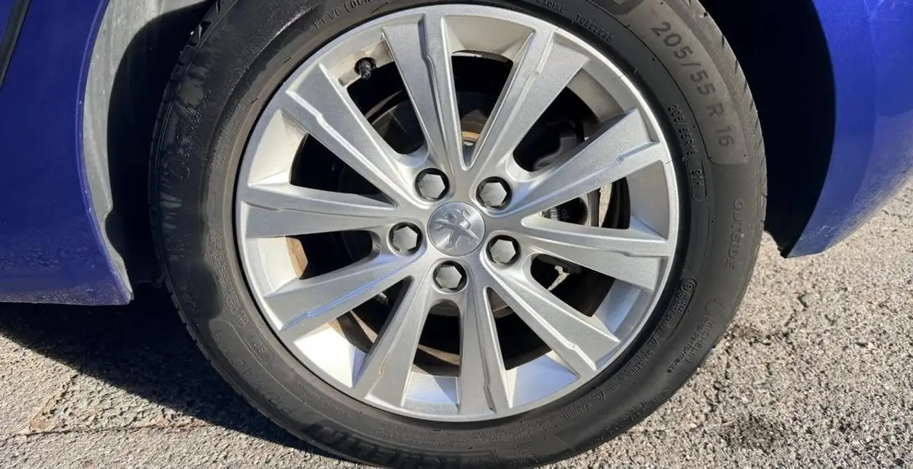 Peugeot 308 308 SW — photo 10