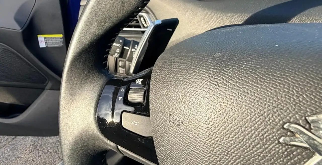 Peugeot 308 308 SW — photo 22