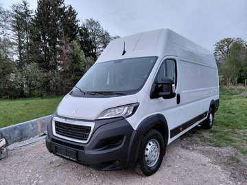 Boxer Luxusbus 3300 L2H2 2,0 S