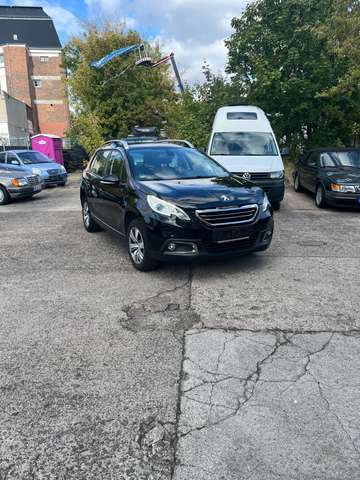 Imagine Peugeot 2008 2008 PureTech 82 Allure