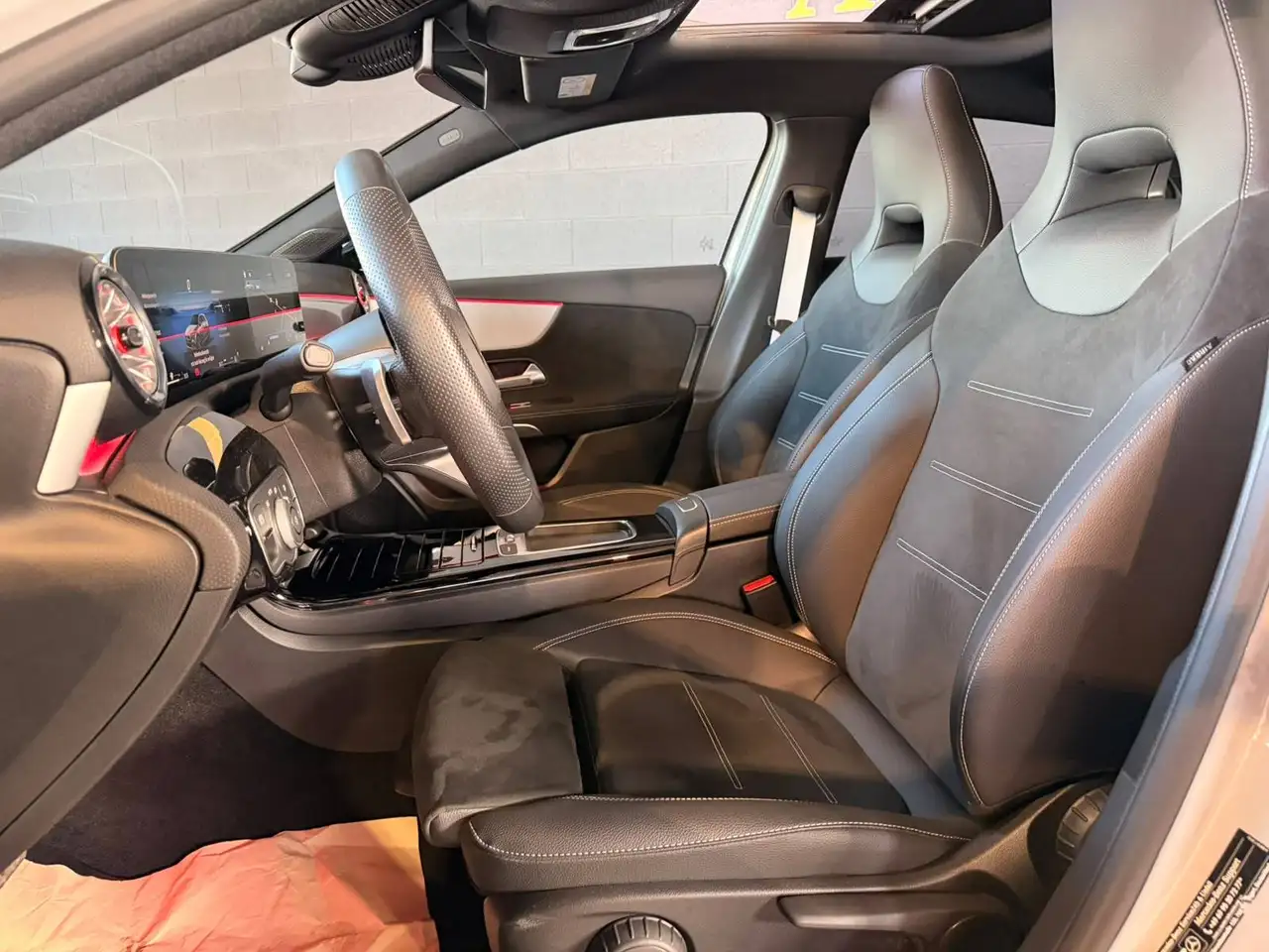 Mercedes-Benz A-Class A 200 AMG Line Premium Plus auto, миниатюра 9