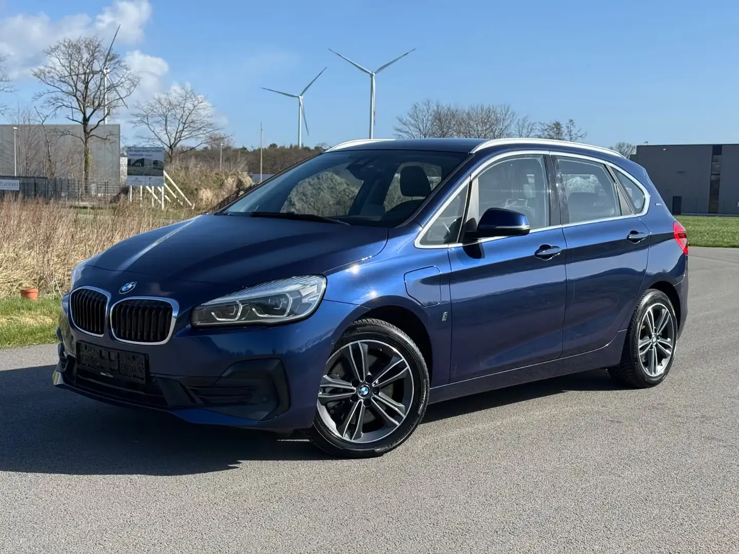 BMW 225 225xe iPerformance Active Tourer Sport Line Blau - 1