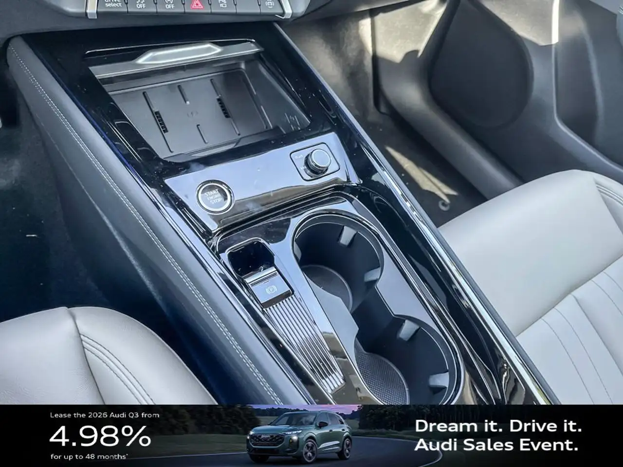 Audi Q3 снимка Audi Q3