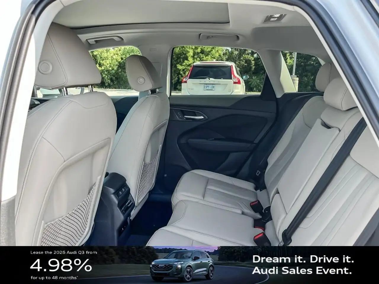 Audi Q3 снимка Audi Q3