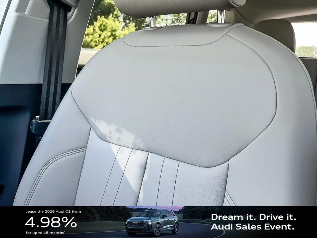 Audi Q3 снимка Audi Q3