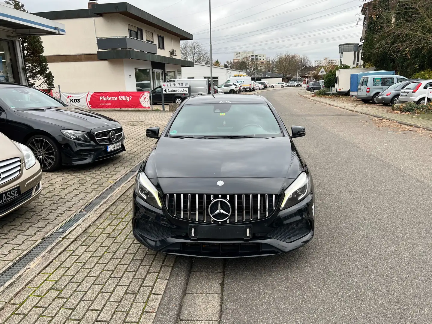 Mercedes-Benz A 250 A-Klasse AMG Line Noir - 1