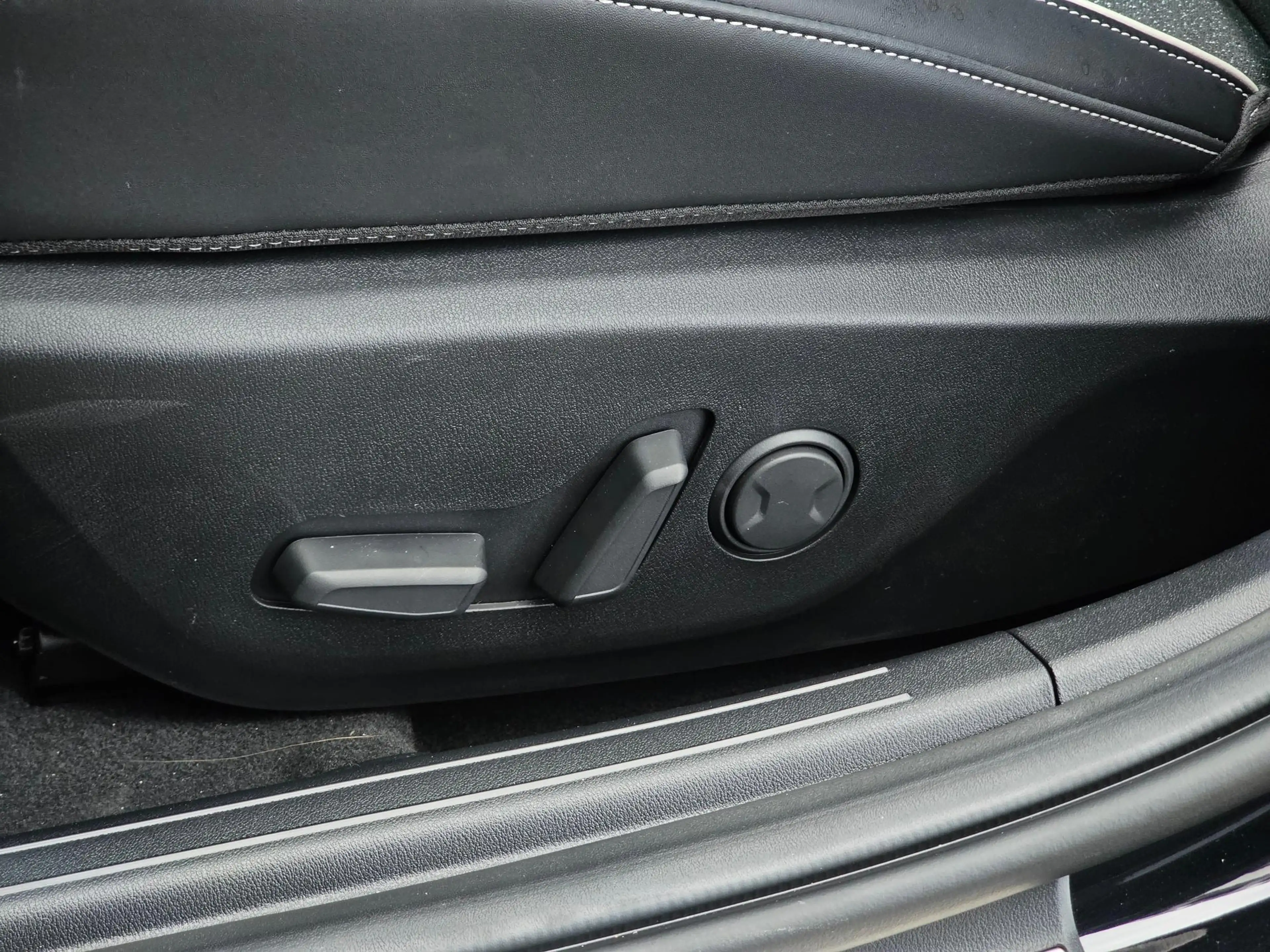 Kia K4 Sportswagon 1.0 T-GDi MHEV GT-Line Launch Edition — photo 14