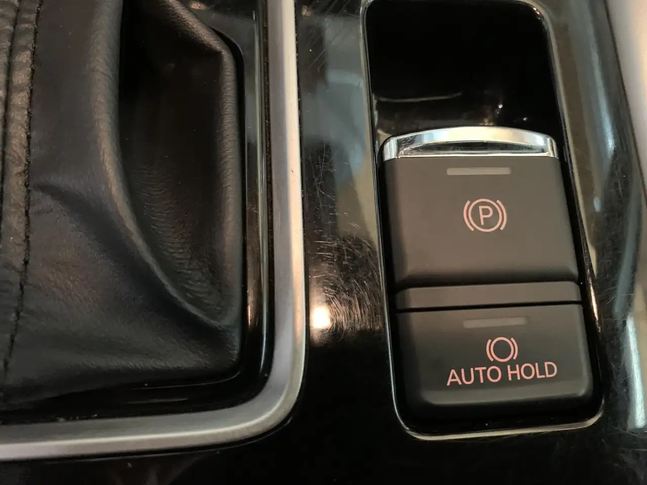 Mitsubishi Eclipse Cross снимка Mitsubishi Eclipse Cross