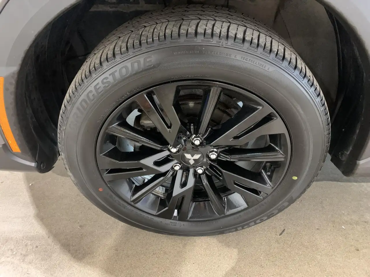 Mitsubishi Eclipse Cross снимка Mitsubishi Eclipse Cross