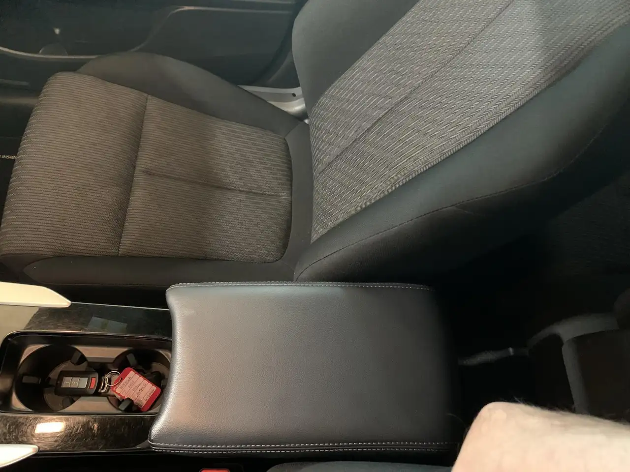 Mitsubishi Eclipse Cross снимка Mitsubishi Eclipse Cross