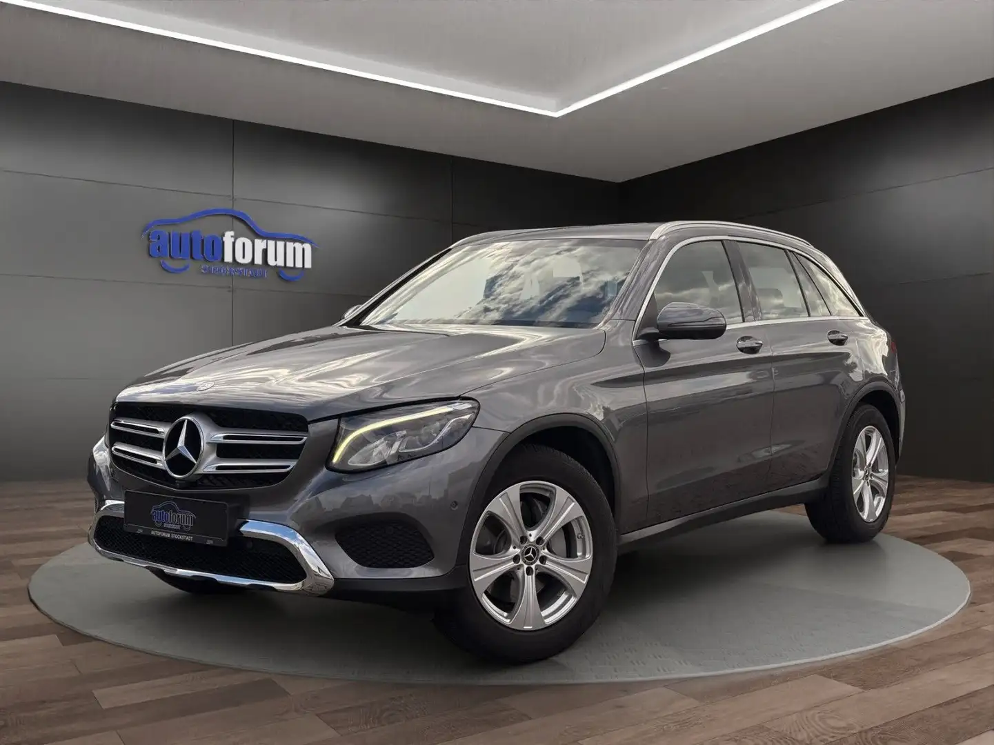 Mercedes-Benz GLC 250 d 4Matic AHK°360 KAMERA°LED°NAVI°T.LEDER Gris - 1