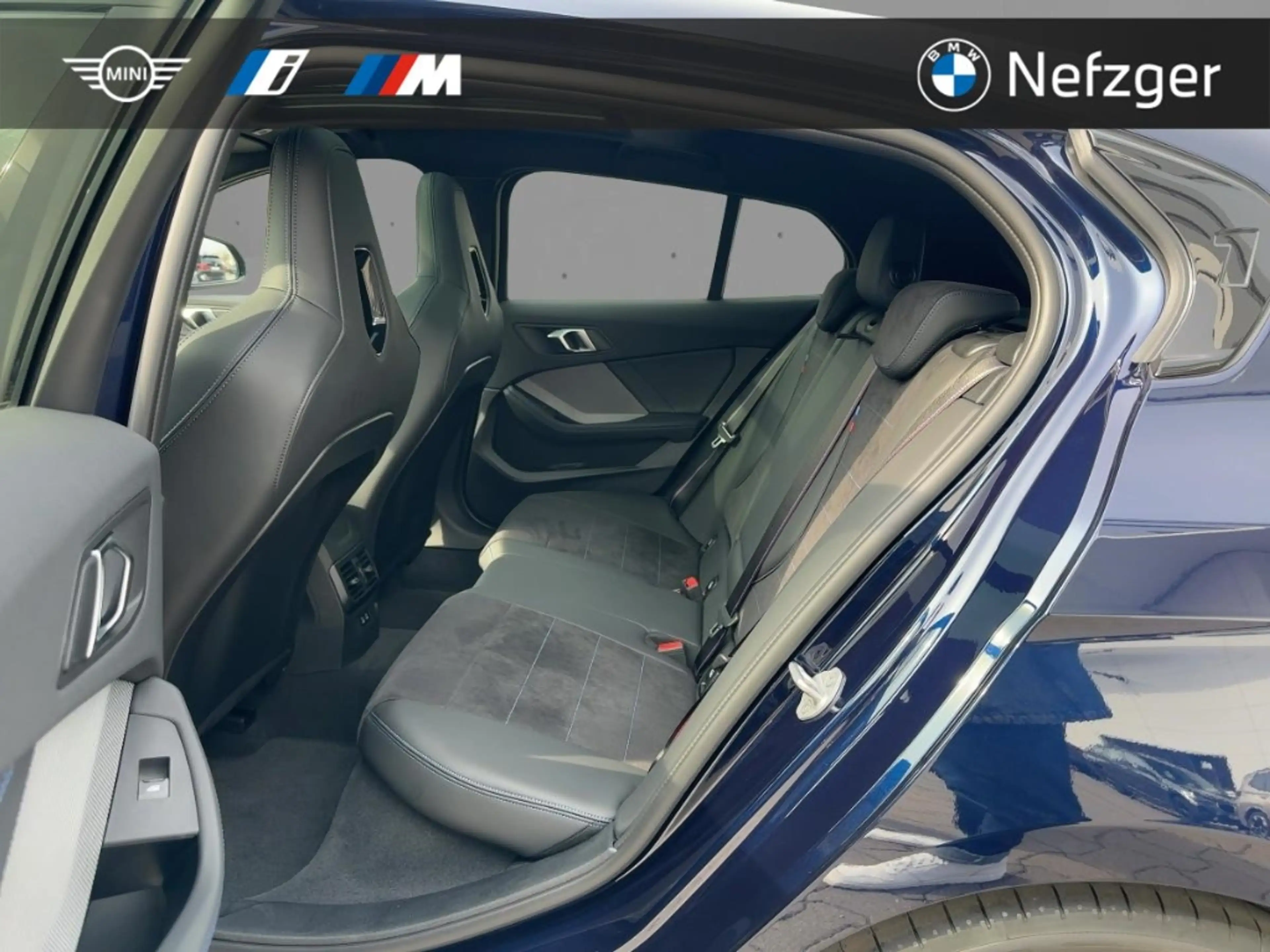 BMW 135 xDrive Alcantara Park-Assist HUD Panorama — photo 8