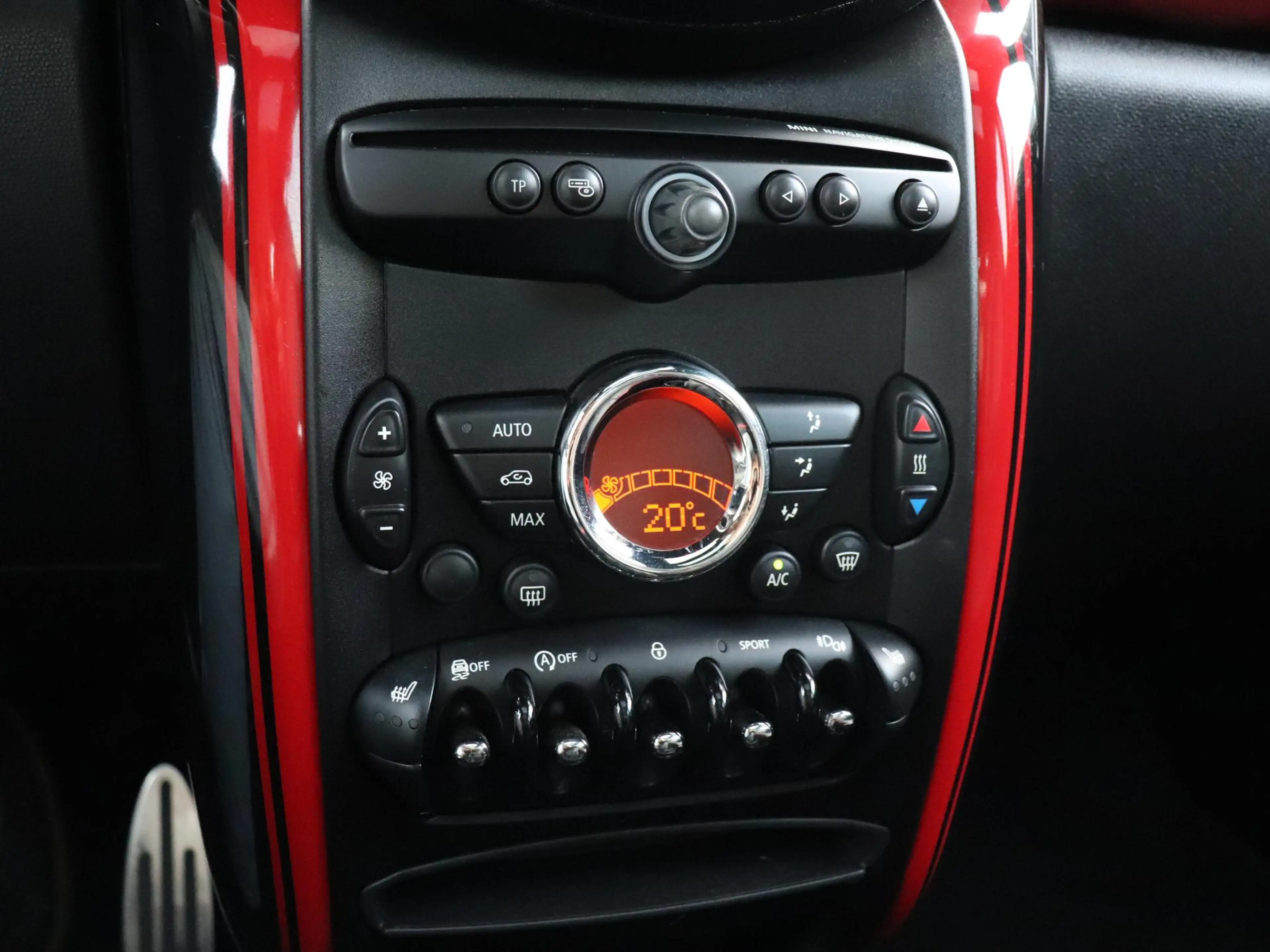 MINI John Cooper Works Countryman 1.6 ALL4 Chili | LEDER | PANO-DAK | H&K | PDC | CR — photo 24