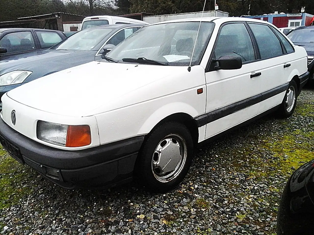 Volkswagen Passat AUTOMATIK 1.8 Lim.Oldtimer/ FH+elSD+ZV+Airbags+ABS, foto 3