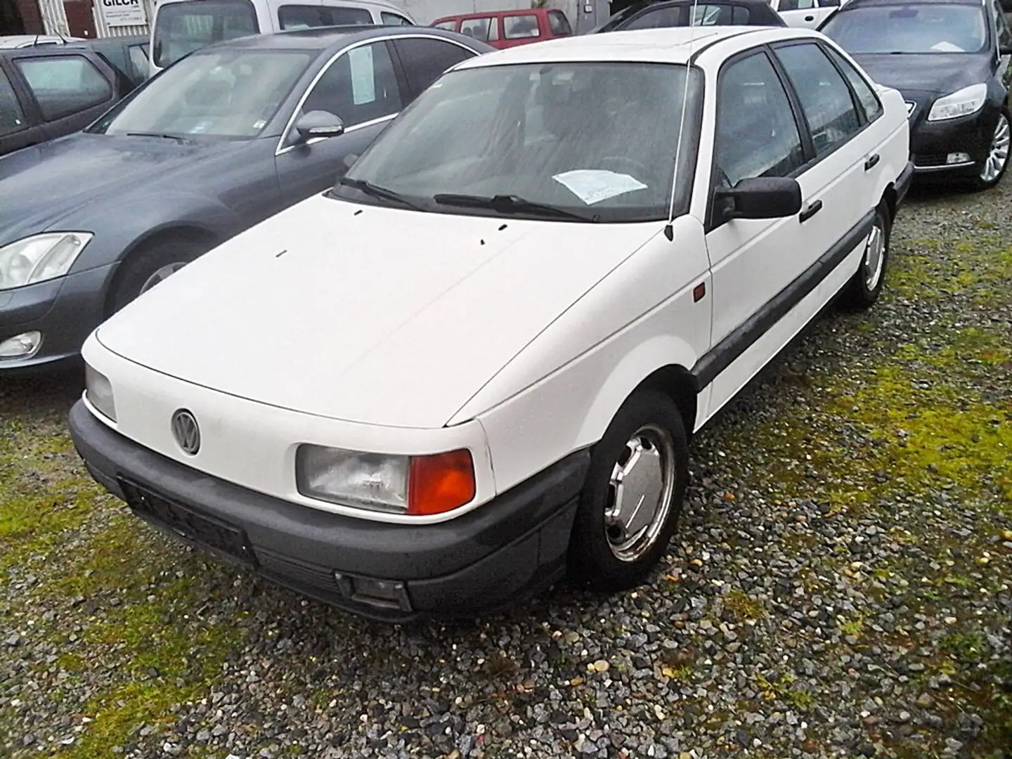 Volkswagen Passat AUTOMATIK 1.8 Lim.Oldtimer/ FH+elSD+ZV+Airbags+ABS Weiß - 2