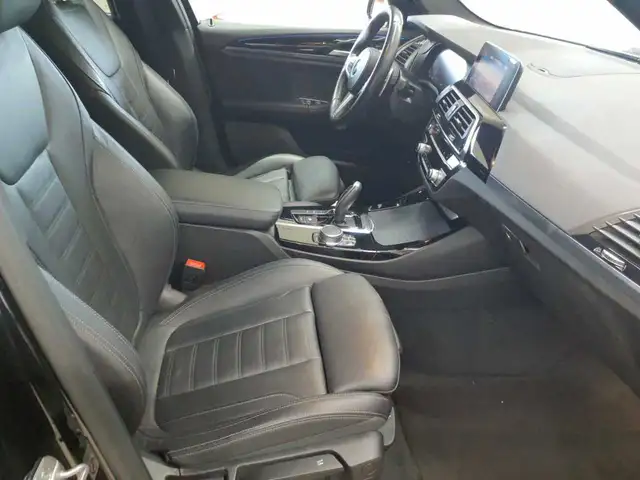 BMW X3 view 8
