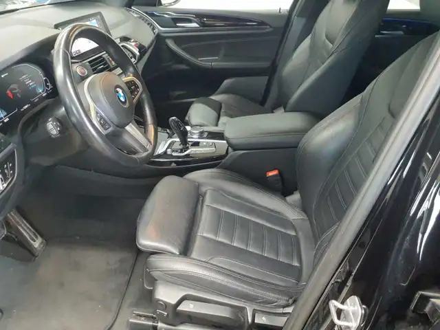 BMW X3 view 7
