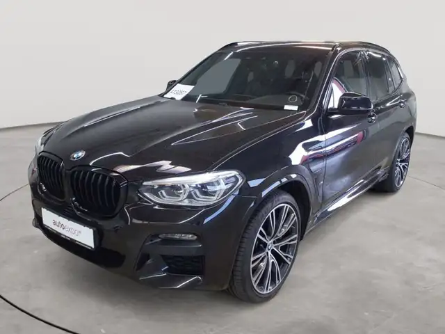 BMW X3 view 2