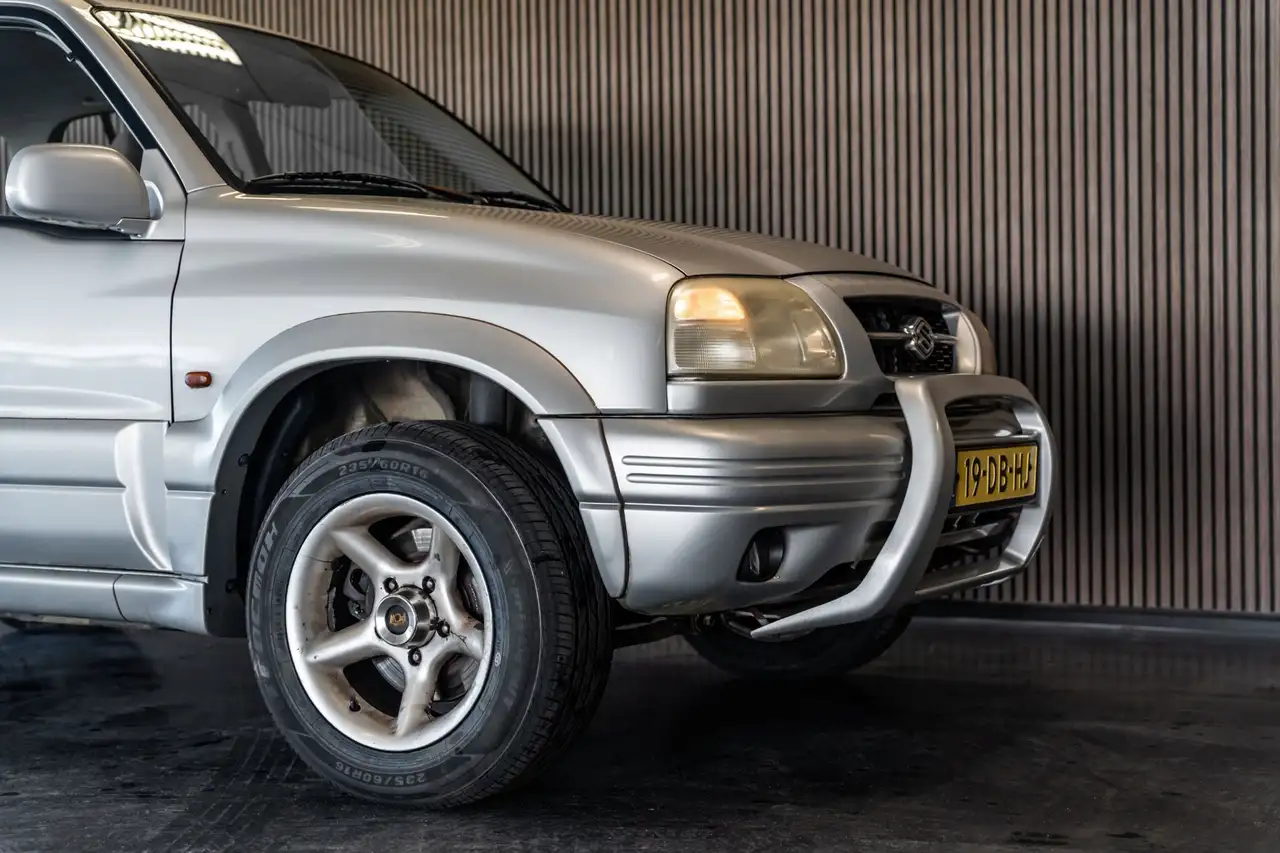 Suzuki Grand Vitara 2.5 V6 | Eerste eigenaar, foto 8