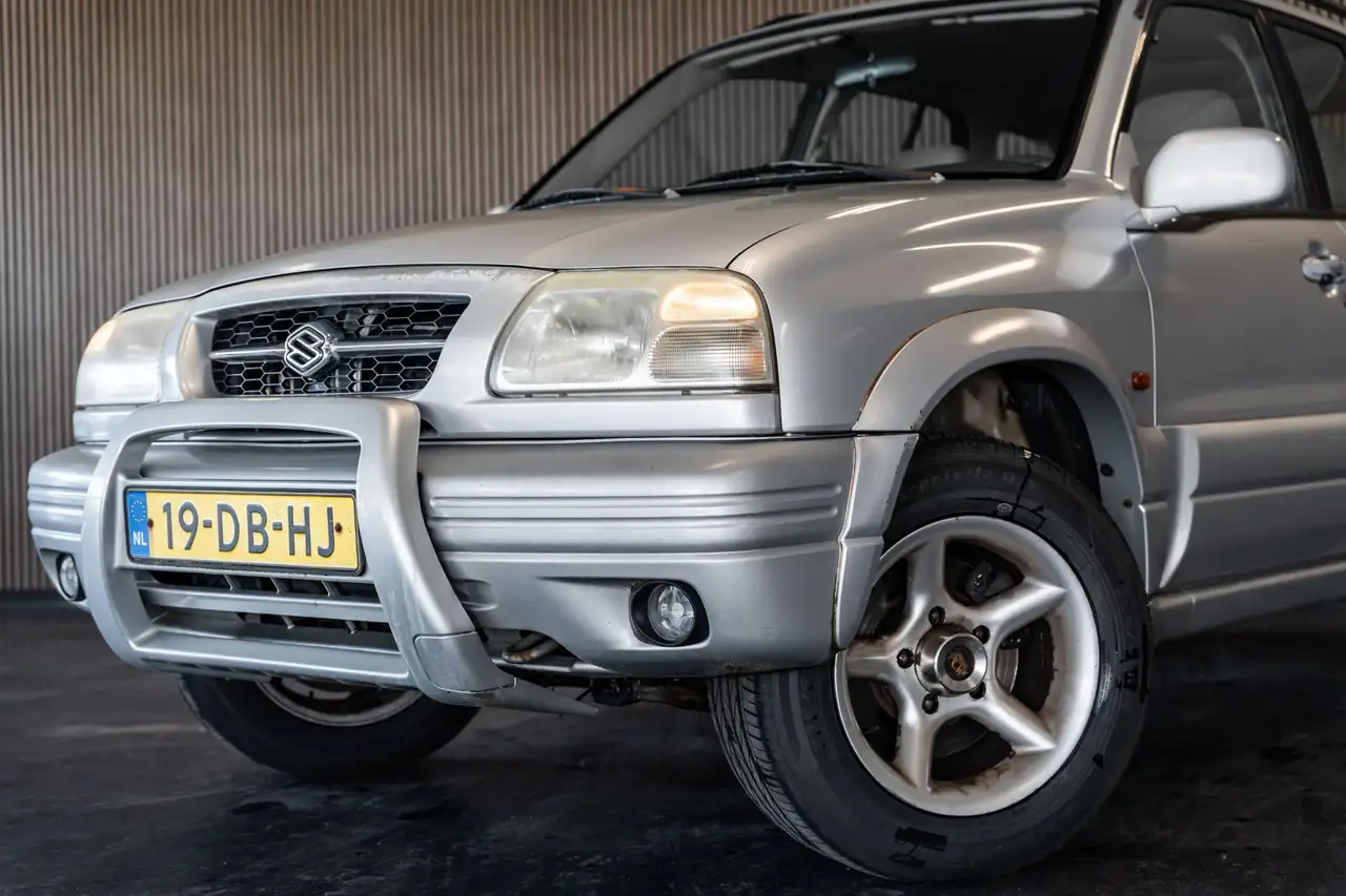 Suzuki Grand Vitara 2.5 V6 | Eerste eigenaar, foto 2