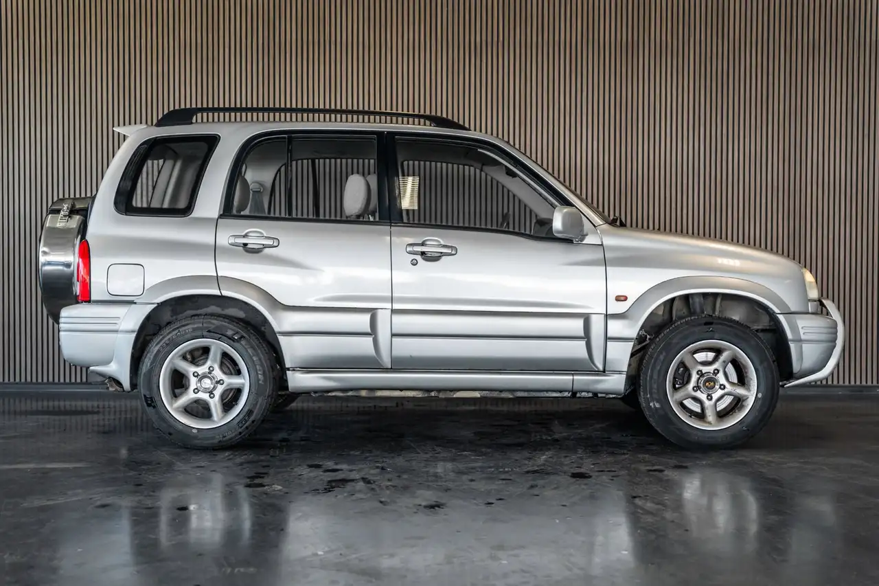 Suzuki Grand Vitara 2.5 V6 | Eerste eigenaar, foto 7