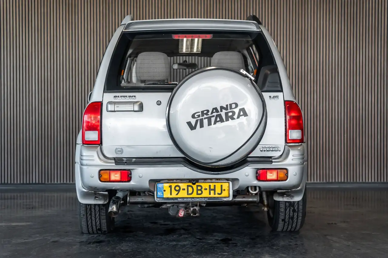 Suzuki Grand Vitara 2.5 V6 | Eerste eigenaar, foto 9