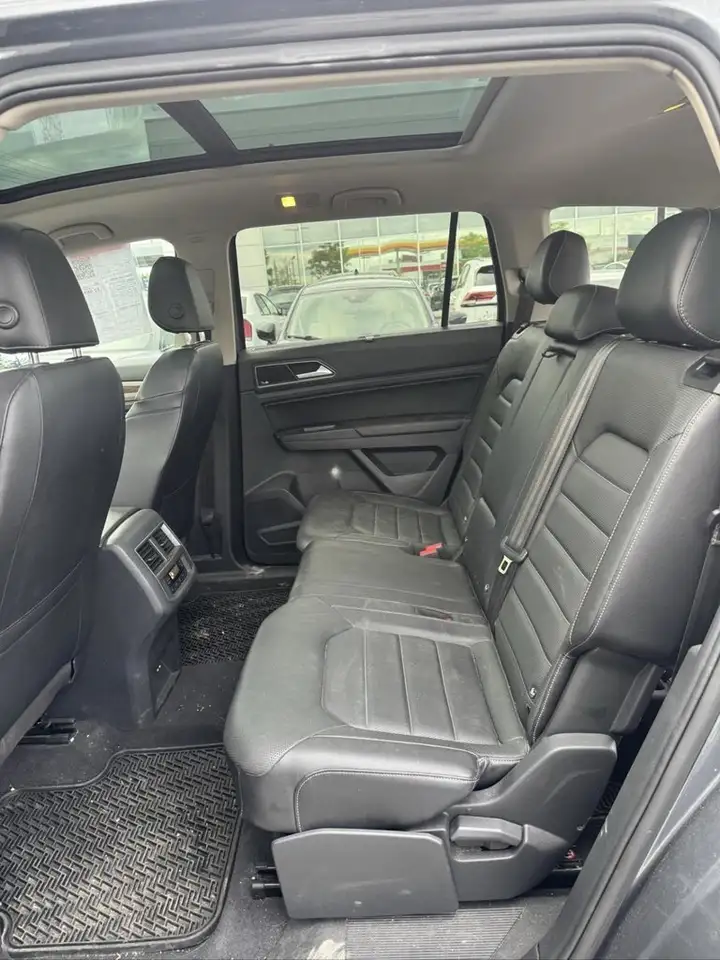 Volkswagen Atlas снимка Volkswagen Atlas