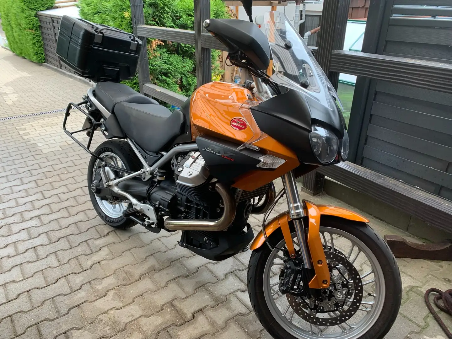 Moto Guzzi Stelvio 1200 Arany - 2