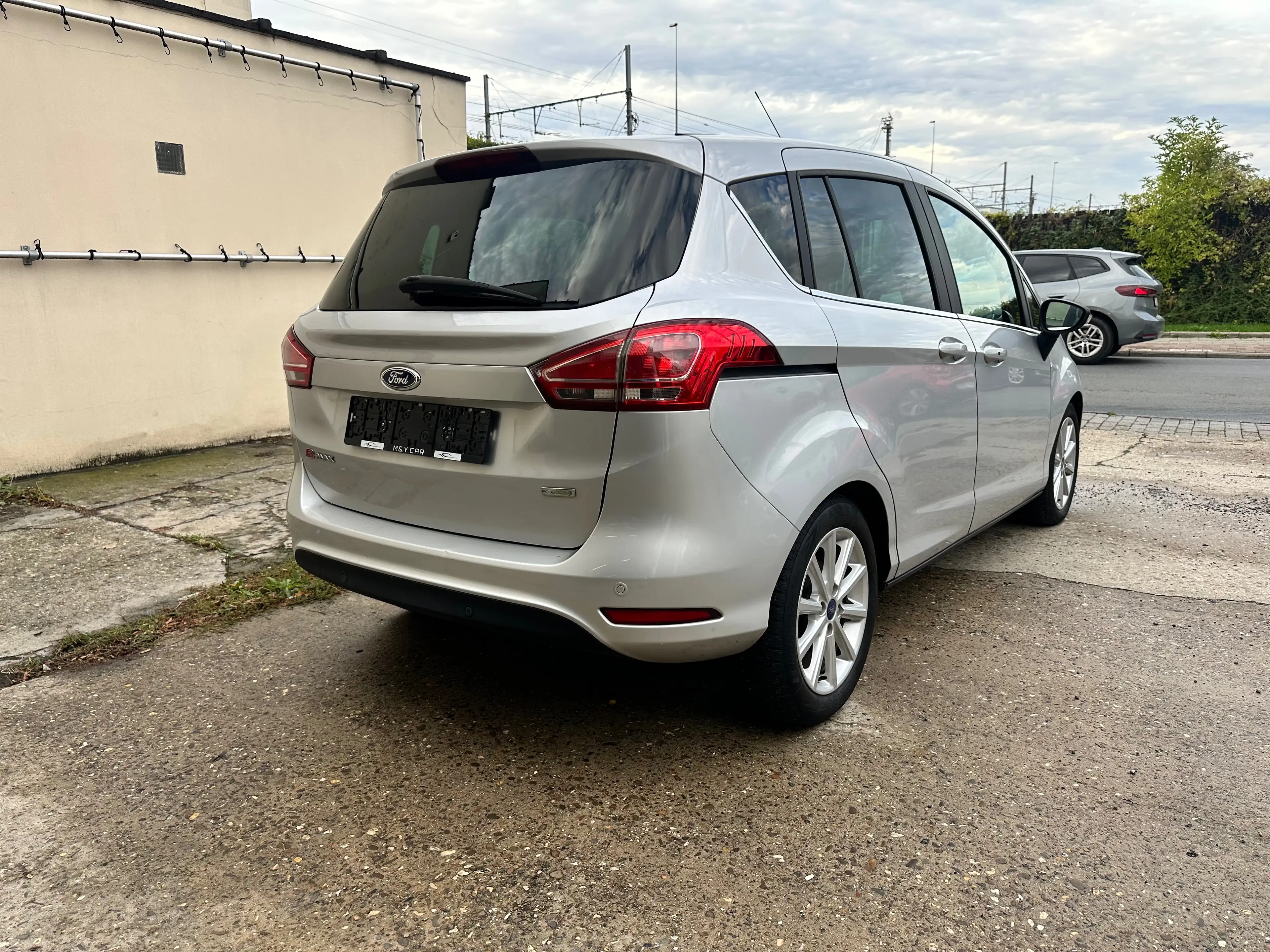 Ford B-Max B-Max 1.0 EcoBoost Titanium S — photo 4