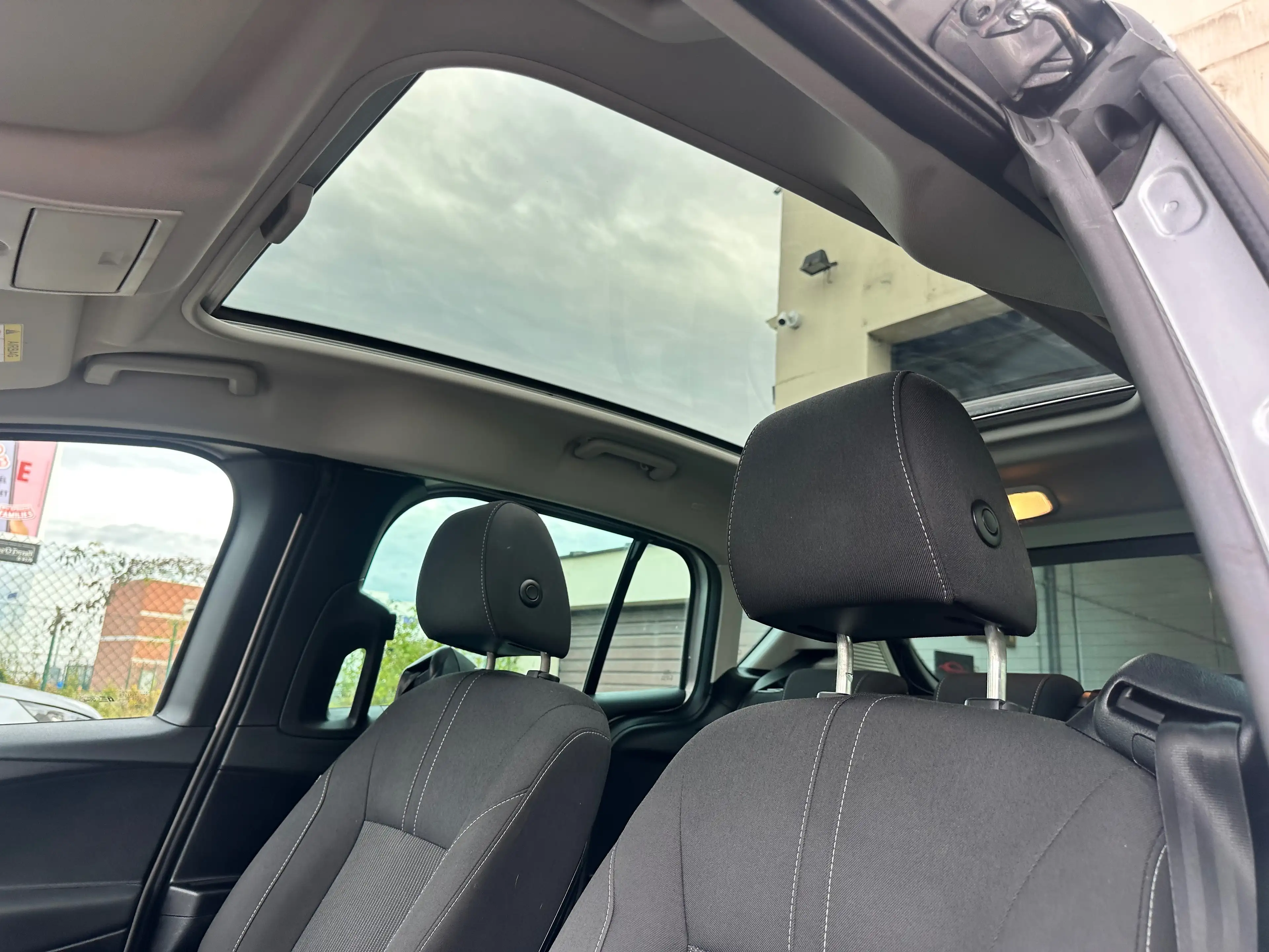 Ford B-Max B-Max 1.0 EcoBoost Titanium S — photo 12