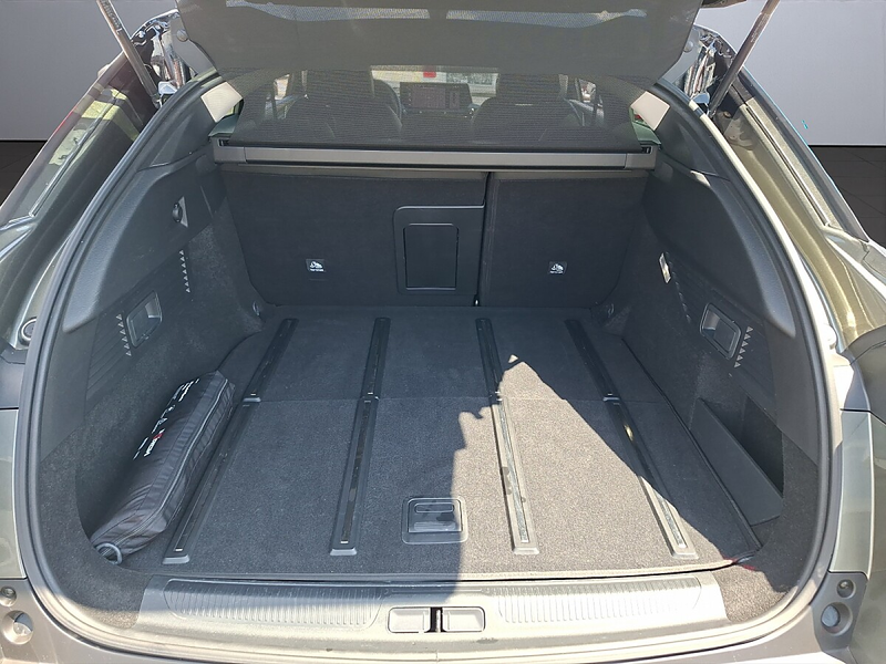 Citroen C5 X Shine Hybrid 225 e-EAT8 — photo 13