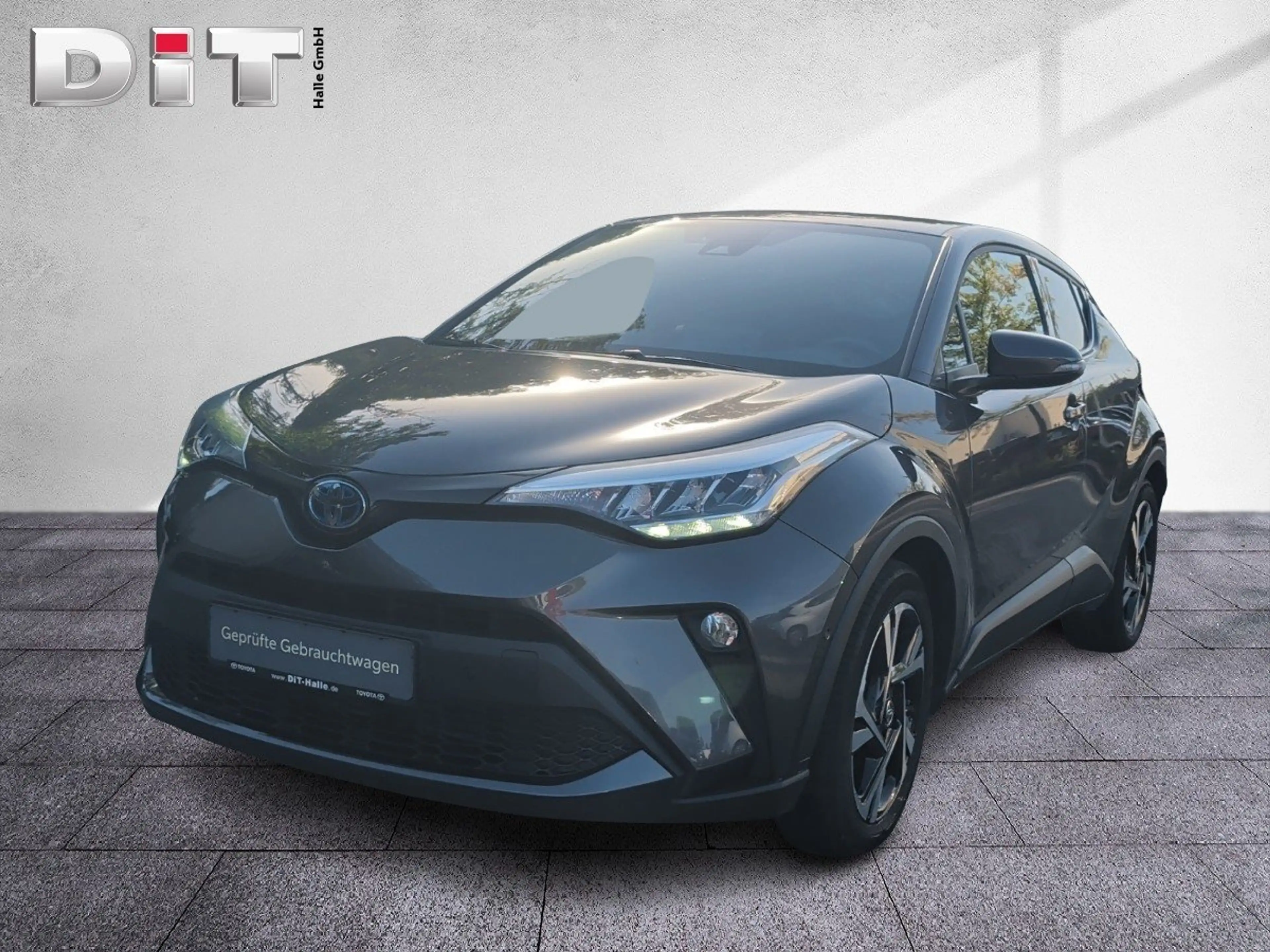 Toyota C-HR 1.8 Team D Navi Klima LED Kamera Sitzheizung — photo 2