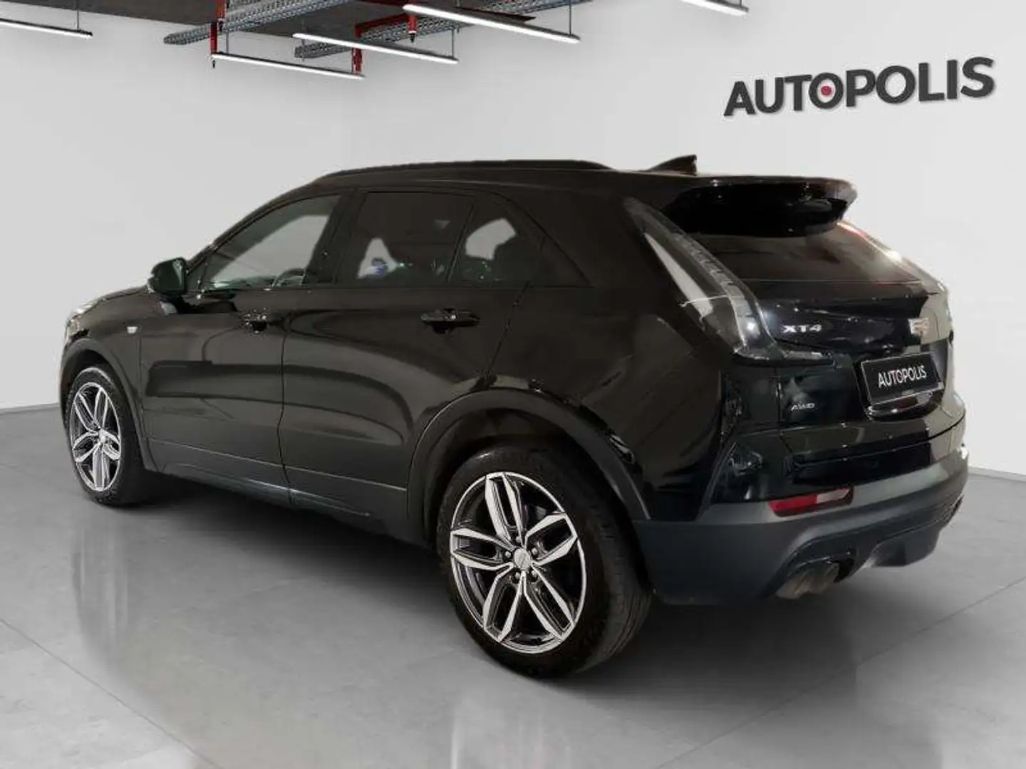 Cadillac XT4 2.0 SPORT 4WD my 2023 Schwarz - 2