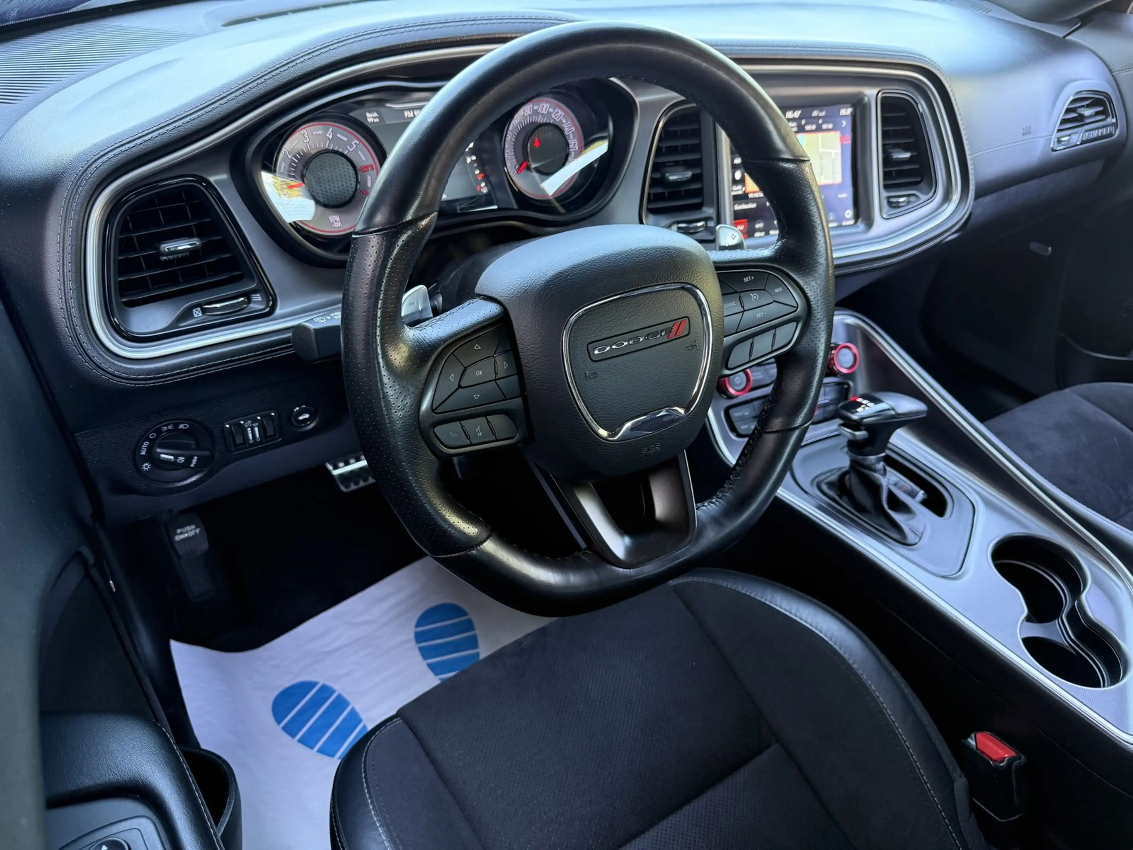 Dodge Challenger 6.4L SRT Widebody Scatpack Shaker — photo 5