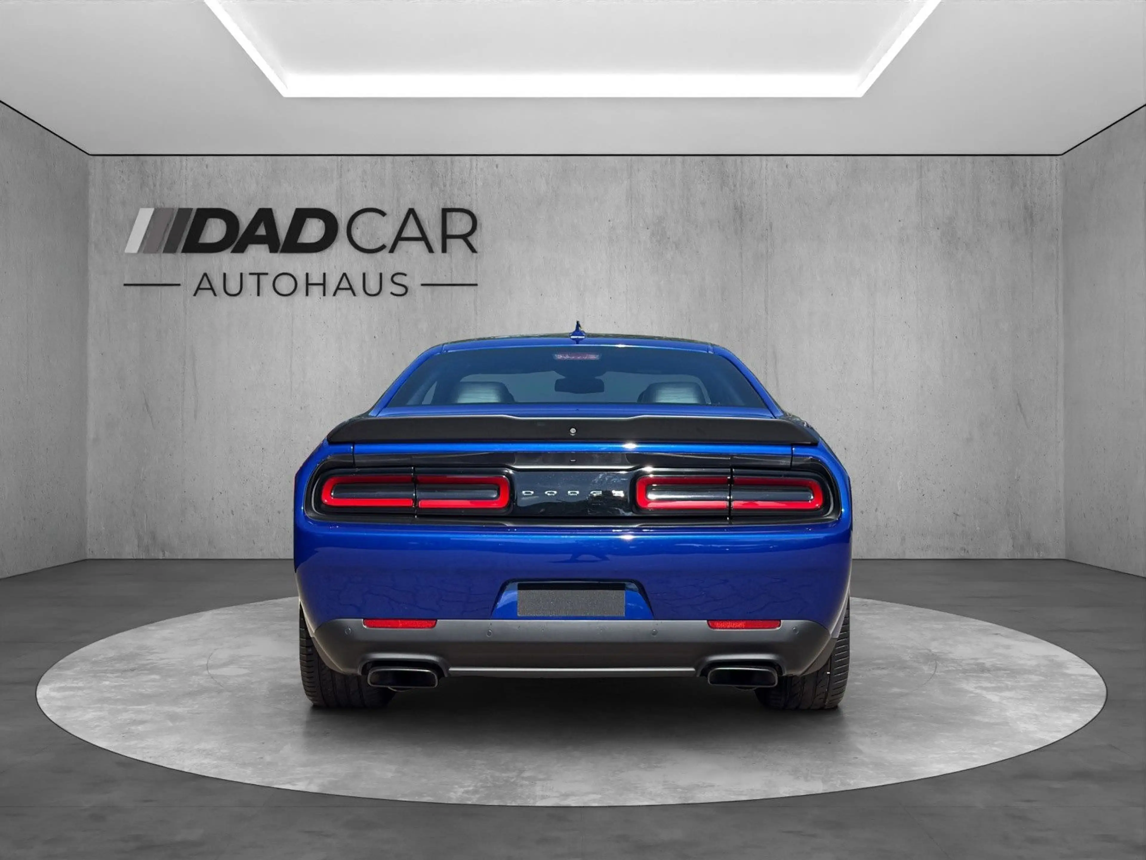Dodge Challenger 6.4L SRT Widebody Scatpack Shaker — photo 4