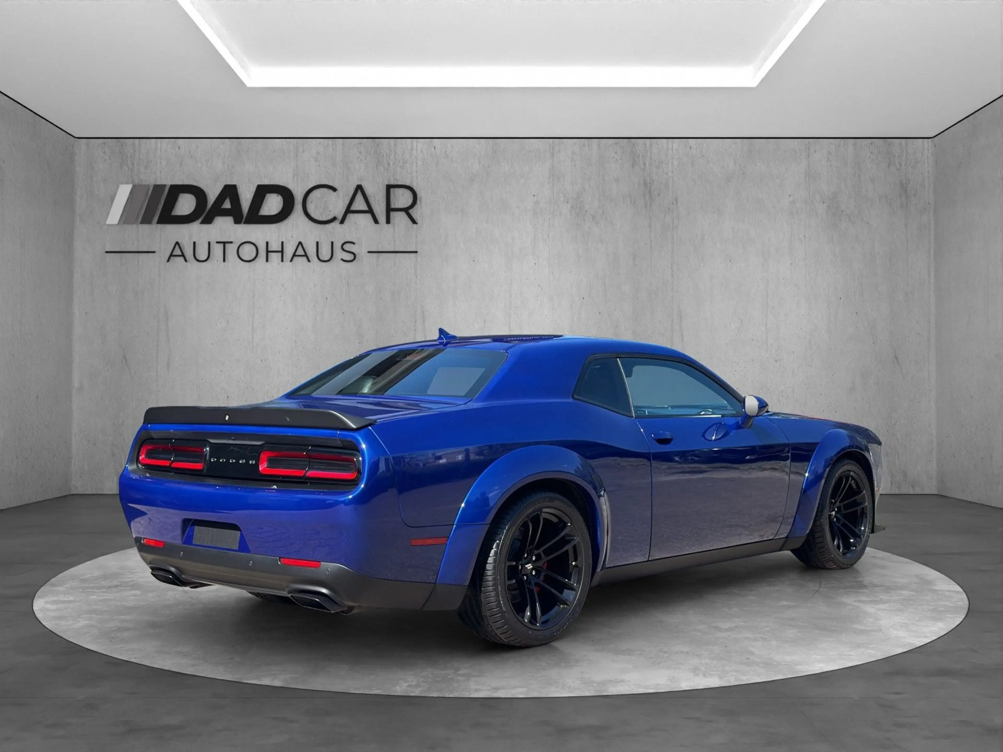 Dodge Challenger 6.4L SRT Widebody Scatpack Shaker — photo 10
