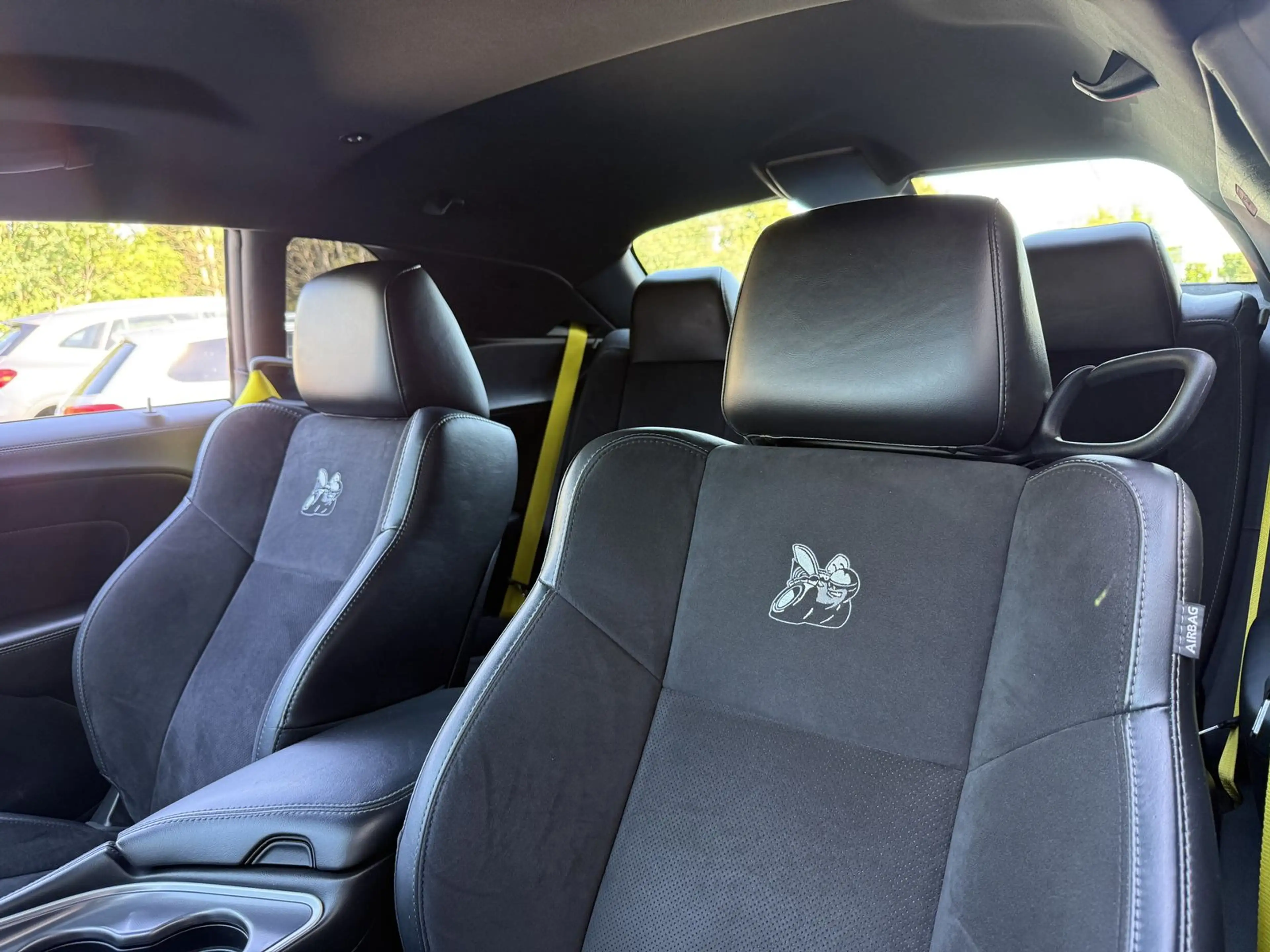 Dodge Challenger 6.4L SRT Widebody Scatpack Shaker — photo 12