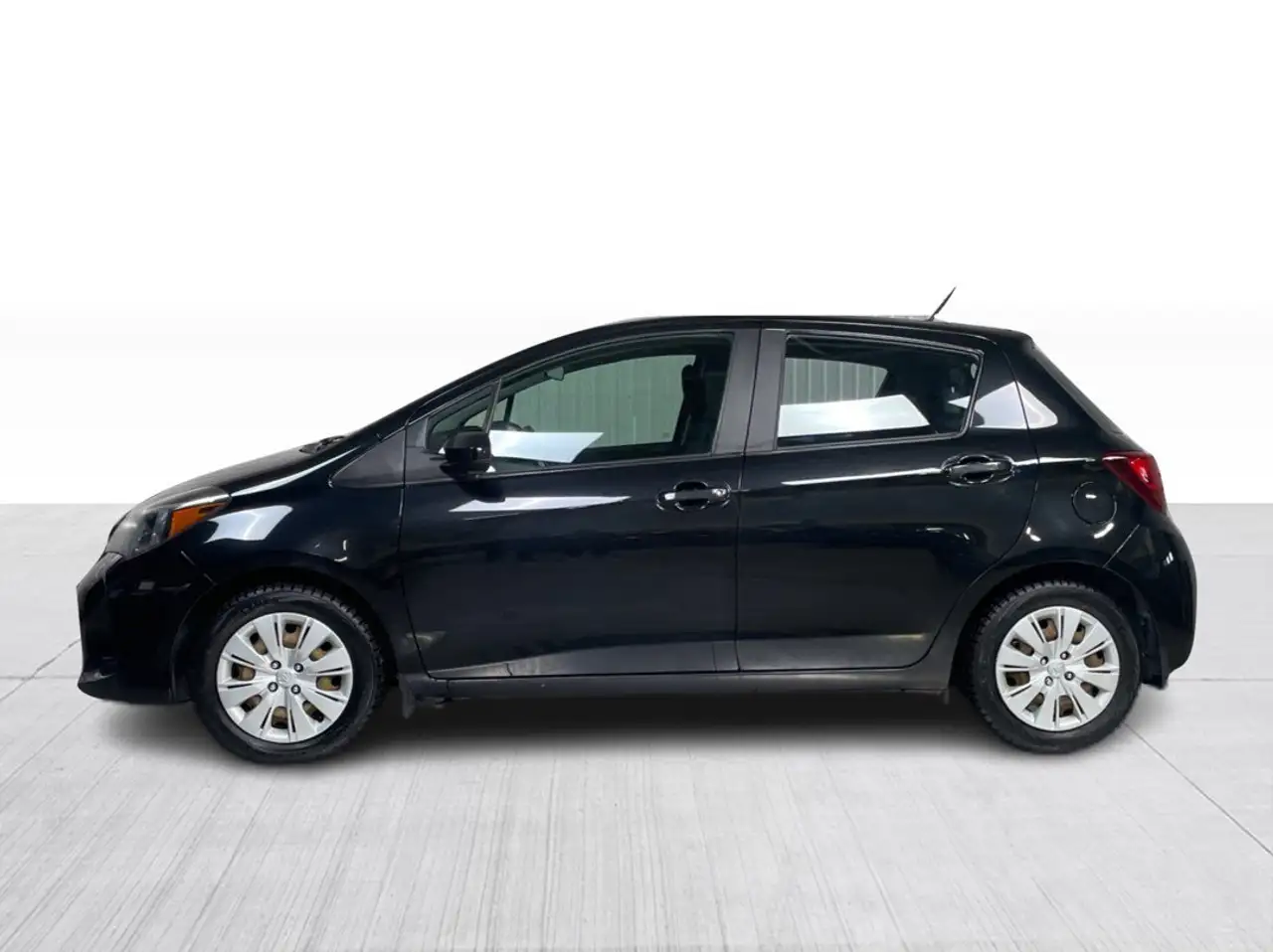 Toyota Yaris снимка Toyota Yaris