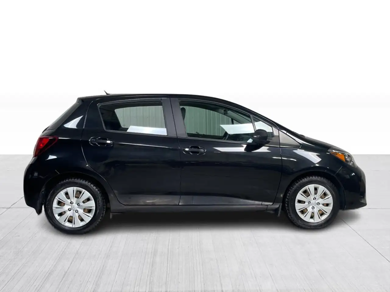 Toyota Yaris снимка Toyota Yaris
