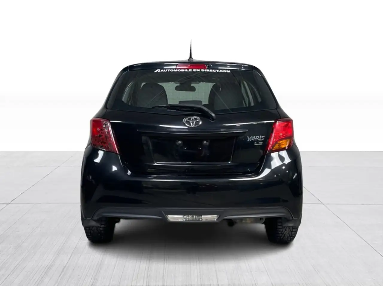 Toyota Yaris снимка Toyota Yaris