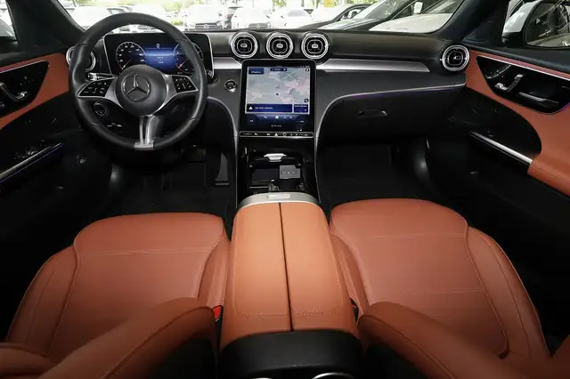 Mercedes-Benz C-Class view 6