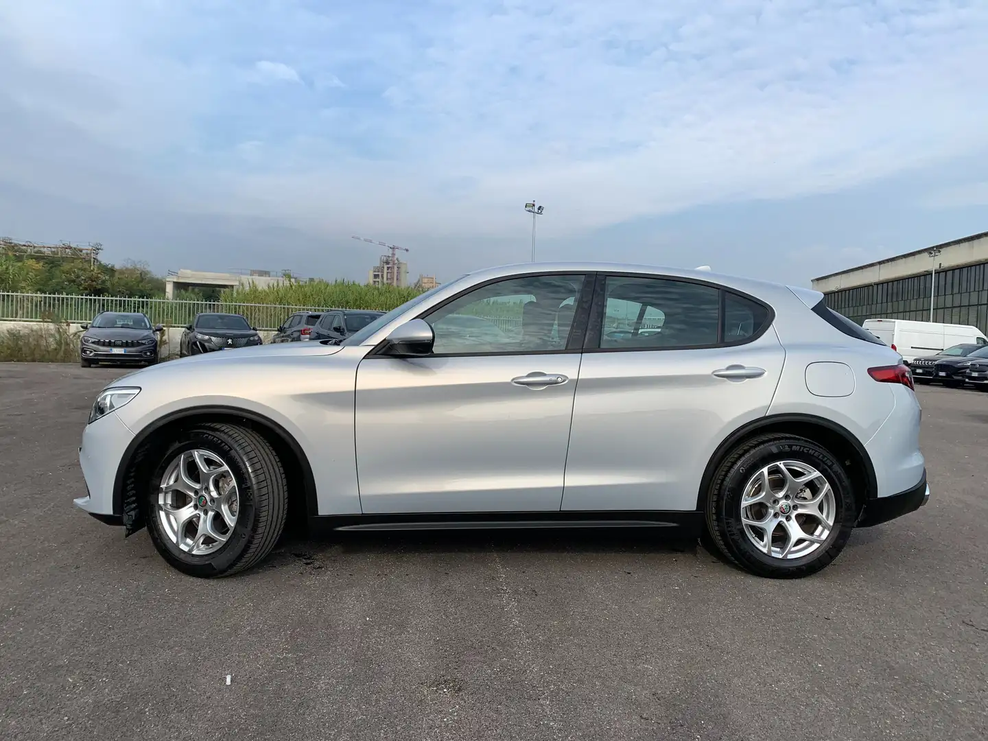 Alfa Romeo Stelvio STELVIO 2.2 T Diesel 190CV Business AT8 Q4 2021 Bianco - 2