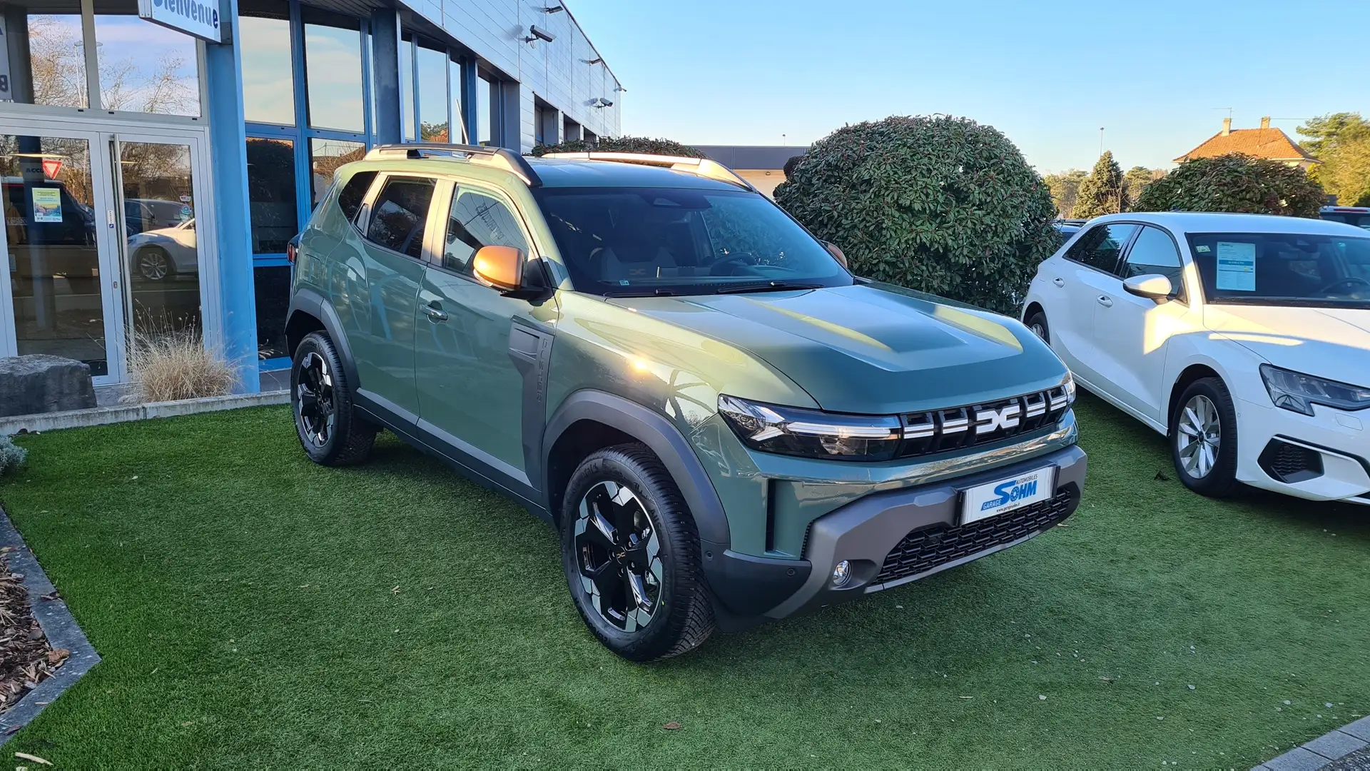 Dacia Duster 1.2 TCE 130CH EXTREME 4X4 Vert - 1