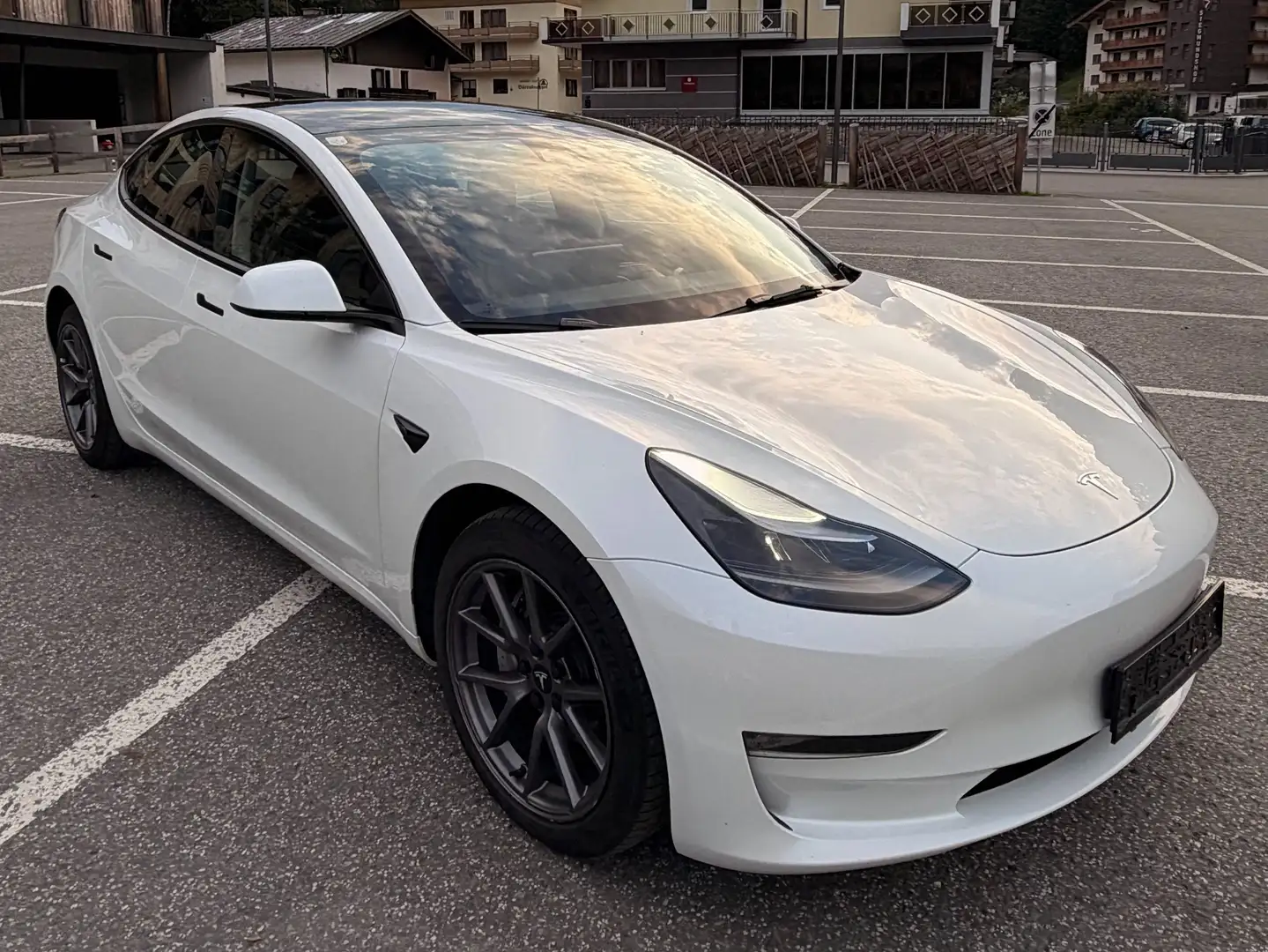 Tesla Model 3 Model 3 Long Range AWD 75kWh RESERVIERT Weiß - 2