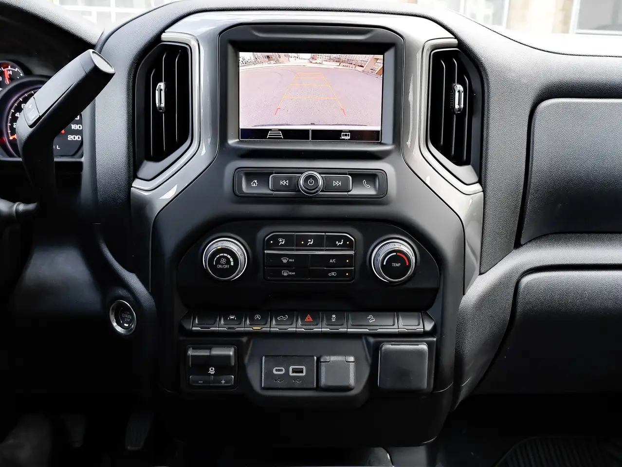 Chevrolet Silverado 1500 снимка Chevrolet Silverado 1500