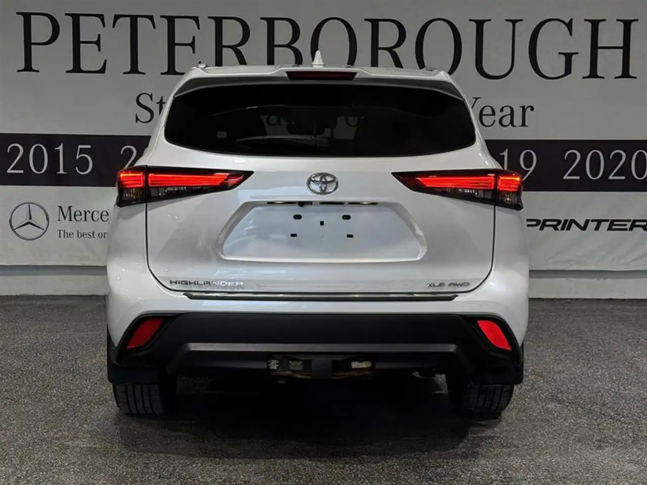 Toyota Highlander снимка Toyota Highlander