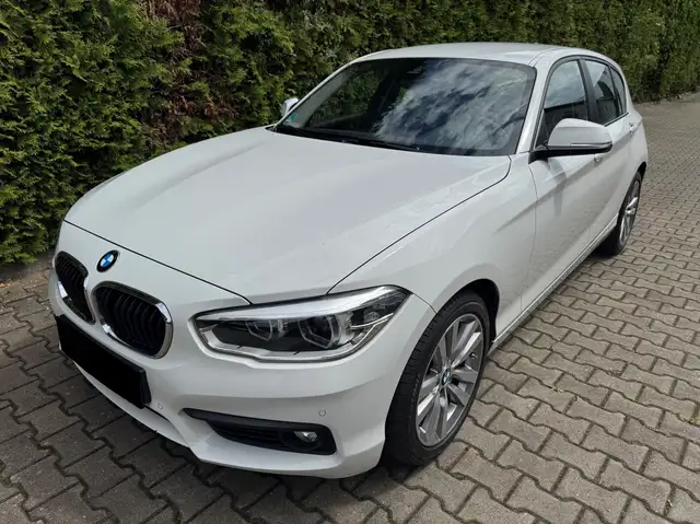 Bmw 118 d Advantage Business*Navi*LED*PDC*17"