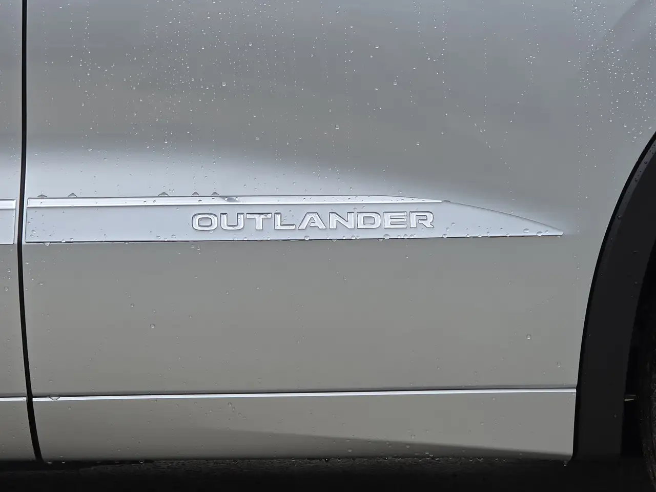Mitsubishi Outlander снимка Mitsubishi Outlander