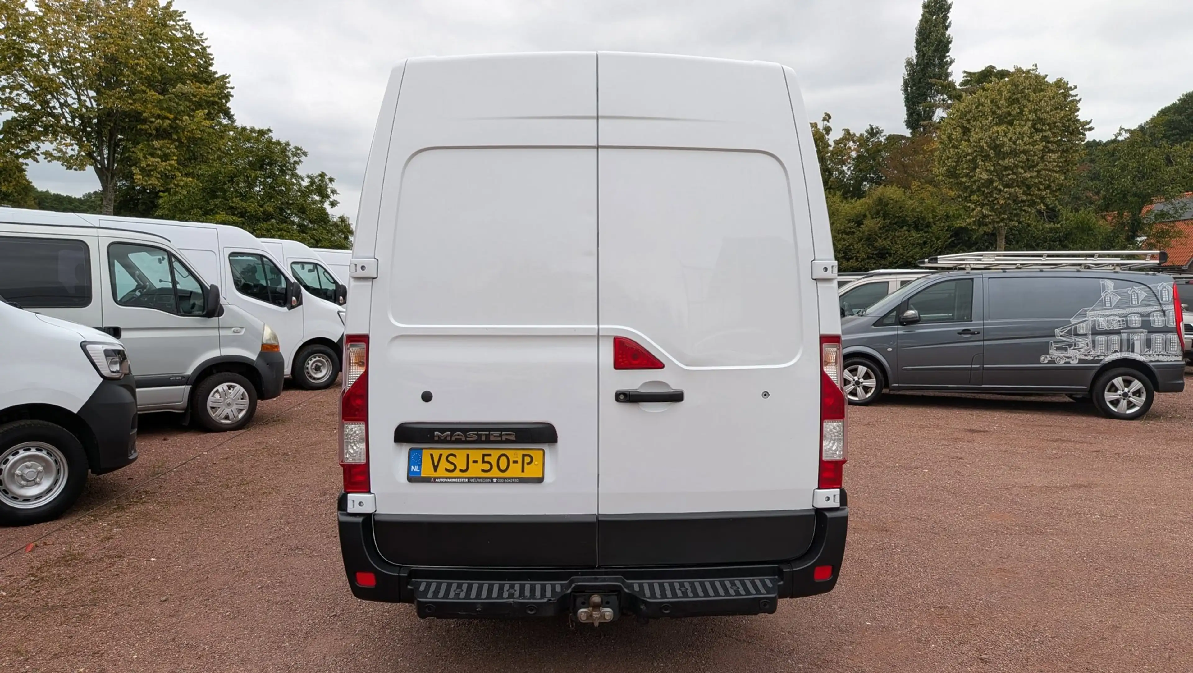 Renault Master T35 2.3 dCi 165 L4H2 EL Energy Comfort — photo 14