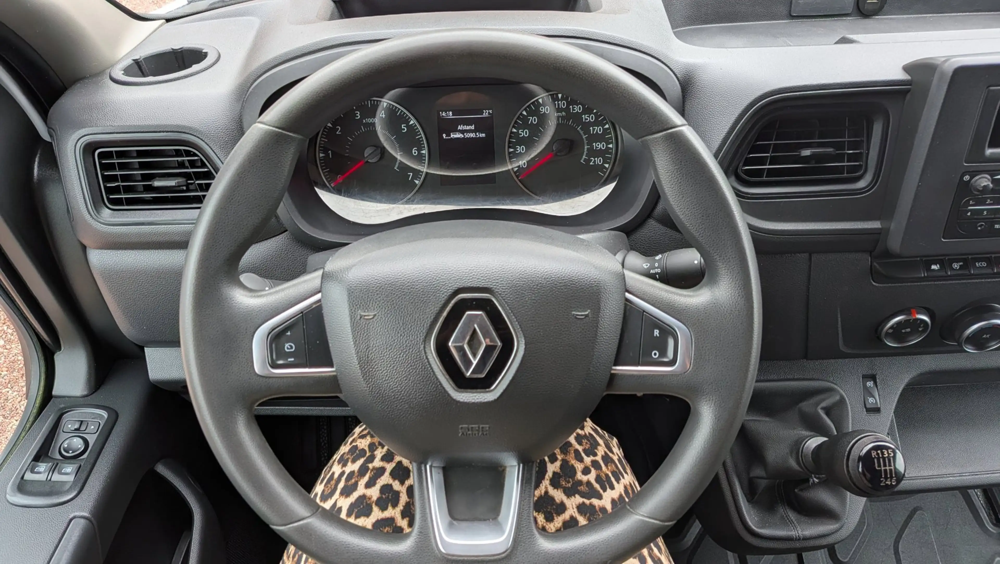 Renault Master T35 2.3 dCi 165 L4H2 EL Energy Comfort — photo 7